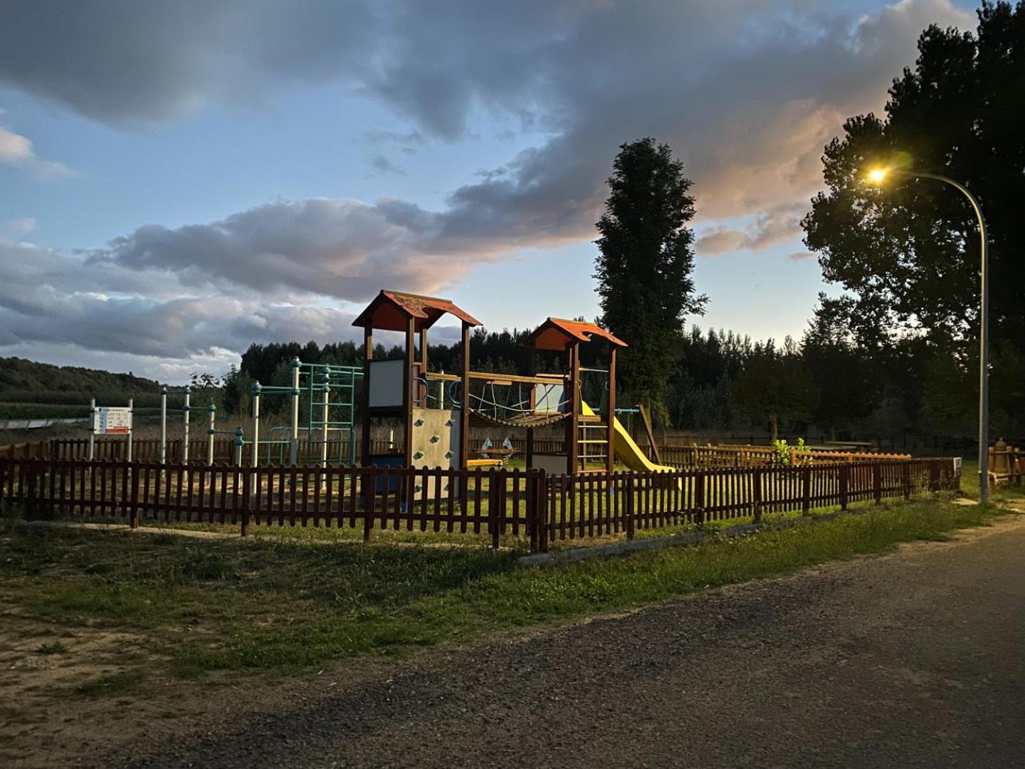Descubre La Cepedana: Casa Rural Con Encanto En Cogorderos, A Solo 10 Km De Astorga Екстериор снимка